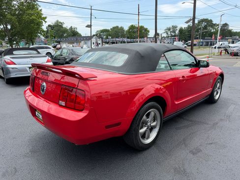 Used 2006 Ford Mustang Premium Convertible RWD image 27