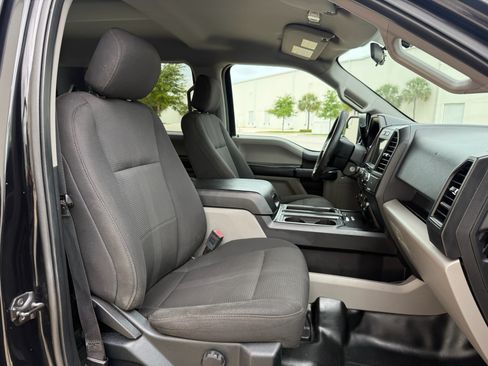 Used 2018 Ford F150 STX image 11