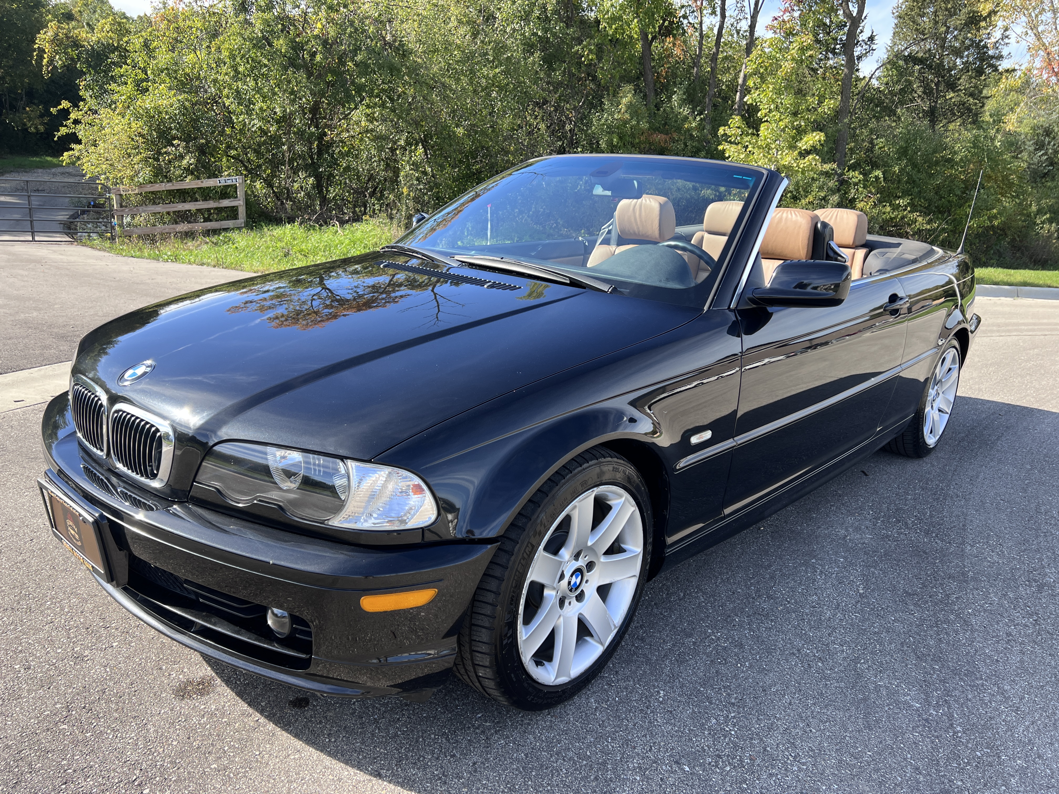 Used 2003 BMW 325Ci Convertible RWD image 1