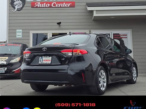 Used 2022 Toyota Corolla LE image 7