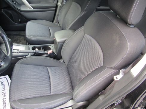 Used 2014 Subaru Forester 2.5i AWD/4WD image 12