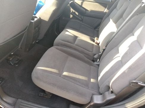 Used 2010 Ford Explorer XLT image 12