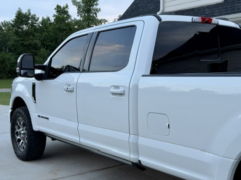 Used 2022 Ford F350 4X4 Crew Cab Lariat image 4