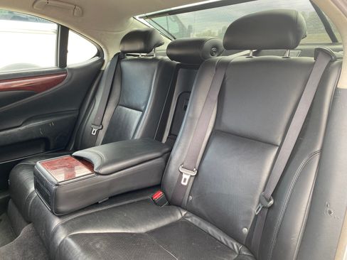 Used 2010 Lexus LS 460 Luxury image 7
