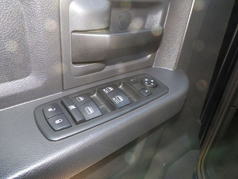 Used 2019 Chevrolet Colorado W/T image 17