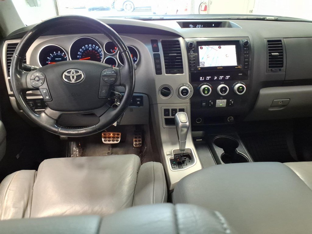Used 2008 Toyota Sequoia Limited AWD/4WD image 9