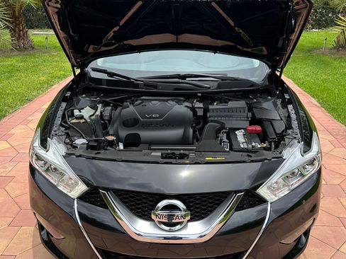 Used 2017 Nissan Maxima SL FWD image 14