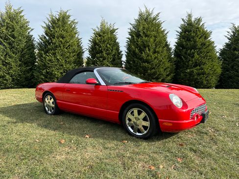 Used 2002 Ford Thunderbird image 21