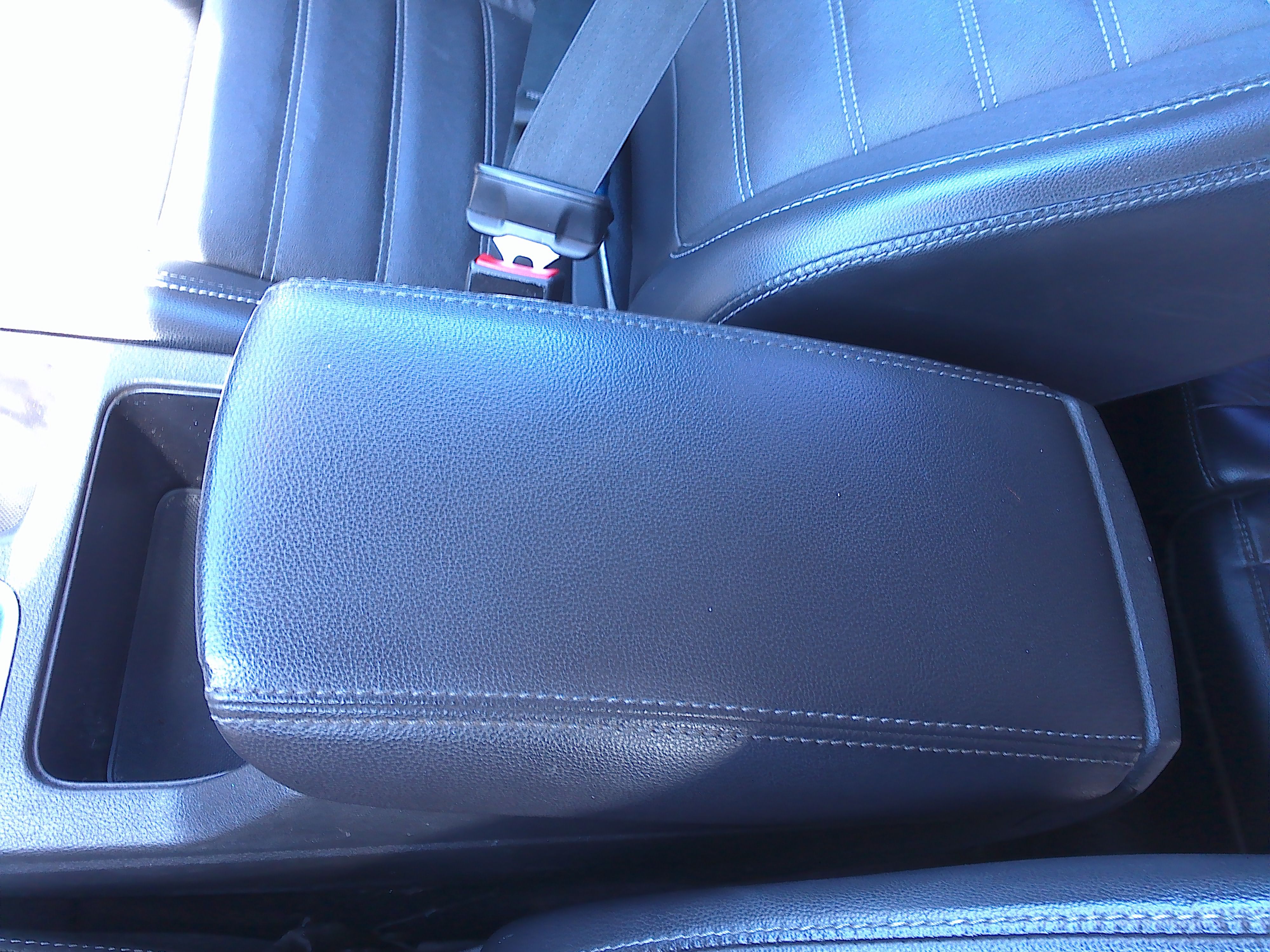 Used 2019 Ford Escape 4WD Titanium image 22