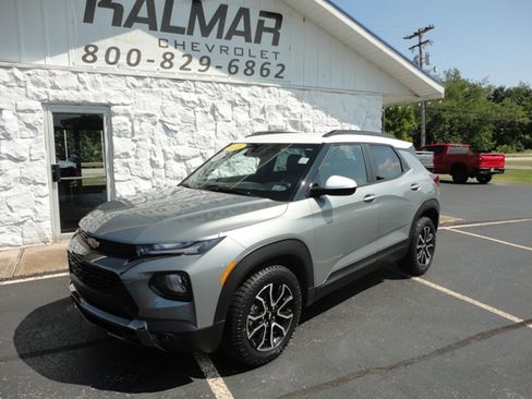 Used 2023 Chevrolet TrailBlazer ACTIV image 9