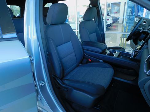 Used 2025 GMC Acadia Elevation image 23