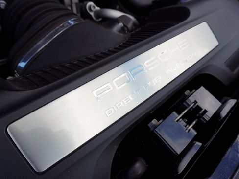 Used 2010 Porsche 911 Coupe AWD/4WD image 30
