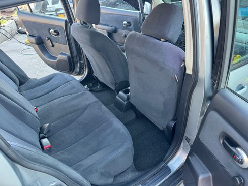 Used 2007 Nissan Versa S image 24