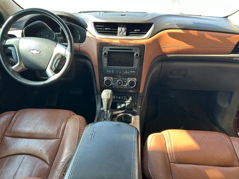 Used 2017 Chevrolet Traverse Premier image 16