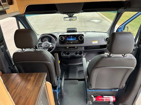 New 2025 Mercedes-Benz Sprinter 2500 image 27