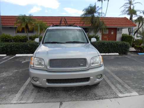 Used 2002 Toyota Sequoia 2WD TRD Sport image 8