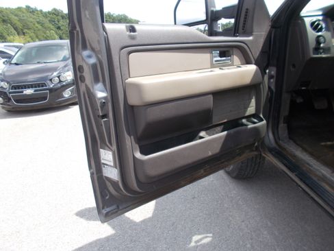 Used 2010 Ford F150 4x4 SuperCrew image 5
