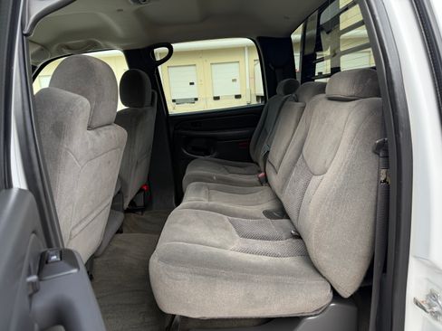 Used 2007 Chevrolet Silverado 3500 4x4 Crew Cab image 17