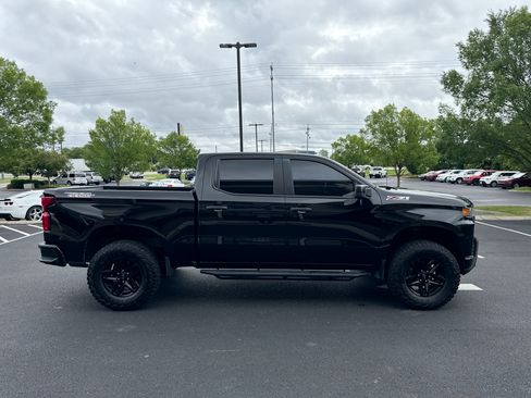 Used 2020 Chevrolet Silverado 1500 4x4 Crew Cab Custom Trail Boss image 12