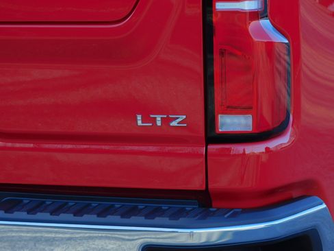 Used 2024 Chevrolet Silverado 3500 LTZ image 18