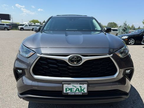 Used 2021 Toyota Highlander AWD LE V6 image 8