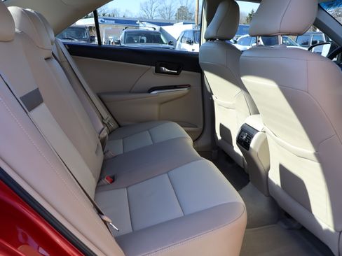 Used 2012 Toyota Camry XLE image 13