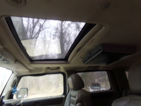 Used 2003 HUMMER H2 Luxury image 13