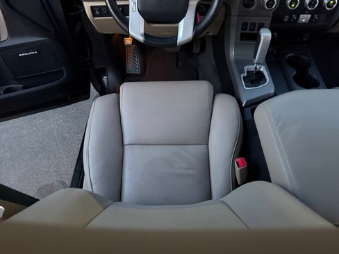 Used 2016 Toyota Sequoia Limited image 16