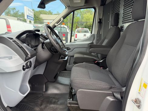 Used 2015 Ford Transit 250 148 Medium Roof RWD image 9