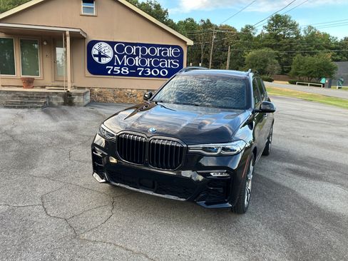 Used 2022 BMW X7 M50i AWD/4WD image 8