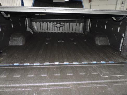 Used 2025 Chevrolet Silverado 3500 4x4 Crew Cab LTZ image 27