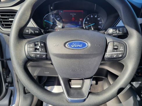 Used 2021 Ford Escape SE image 15