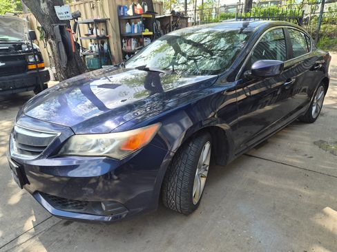 Used 2013 Acura ILX w/ Premium Package FWD image 1