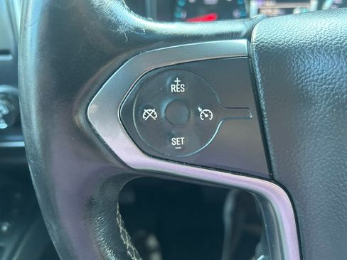 Used 2016 Chevrolet Silverado 1500 2WD Crew Cab LT image 9
