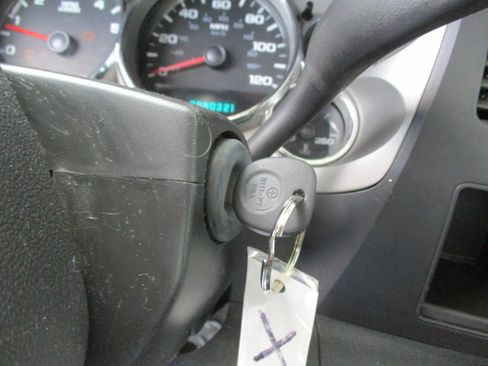 Used 2007 Chevrolet Silverado 1500 2WD Regular Cab LT image 36