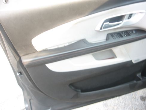 Used 2013 Chevrolet Equinox LTZ image 8