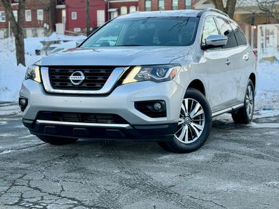 Used 2019 Nissan Pathfinder SL