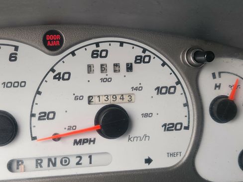 Used 2001 Ford Explorer Sport Trac 2WD image 13