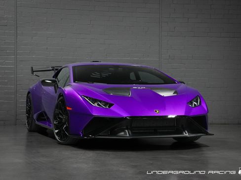 Used 2023 Lamborghini Huracan STO Coupe RWD image 7