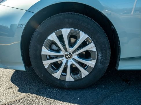 Used 2020 Toyota Prius image 20