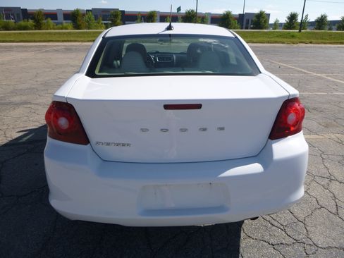 Used 2011 Dodge Avenger Mainstreet FWD image 7