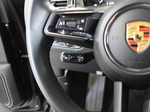 Used 2023 Porsche Macan UNAVAIL AWD/4WD image 28