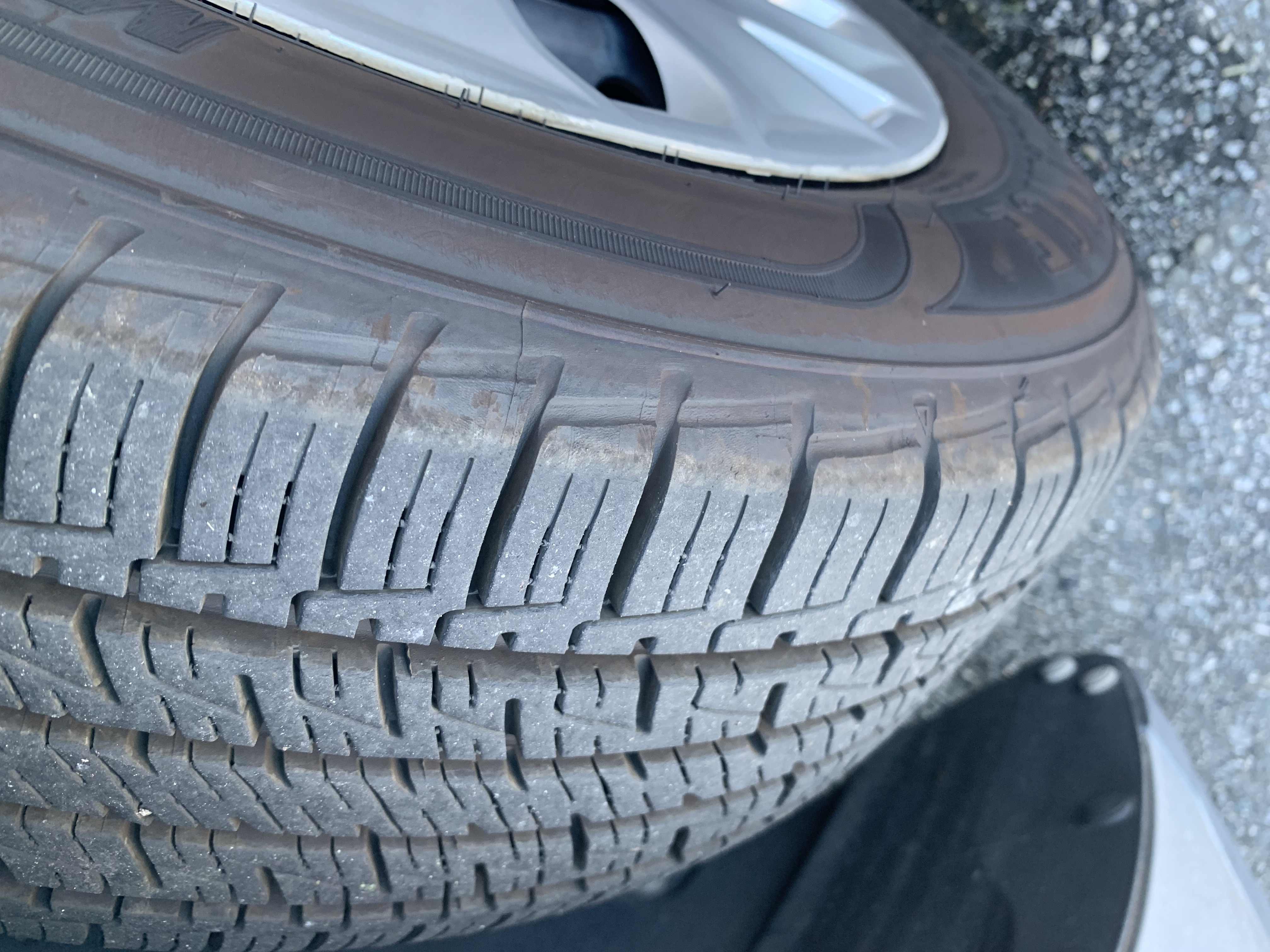 Used 2013 Ford Fusion S FWD image 5