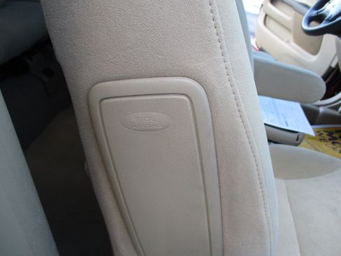 Used 2005 Honda CR-V EX image 24