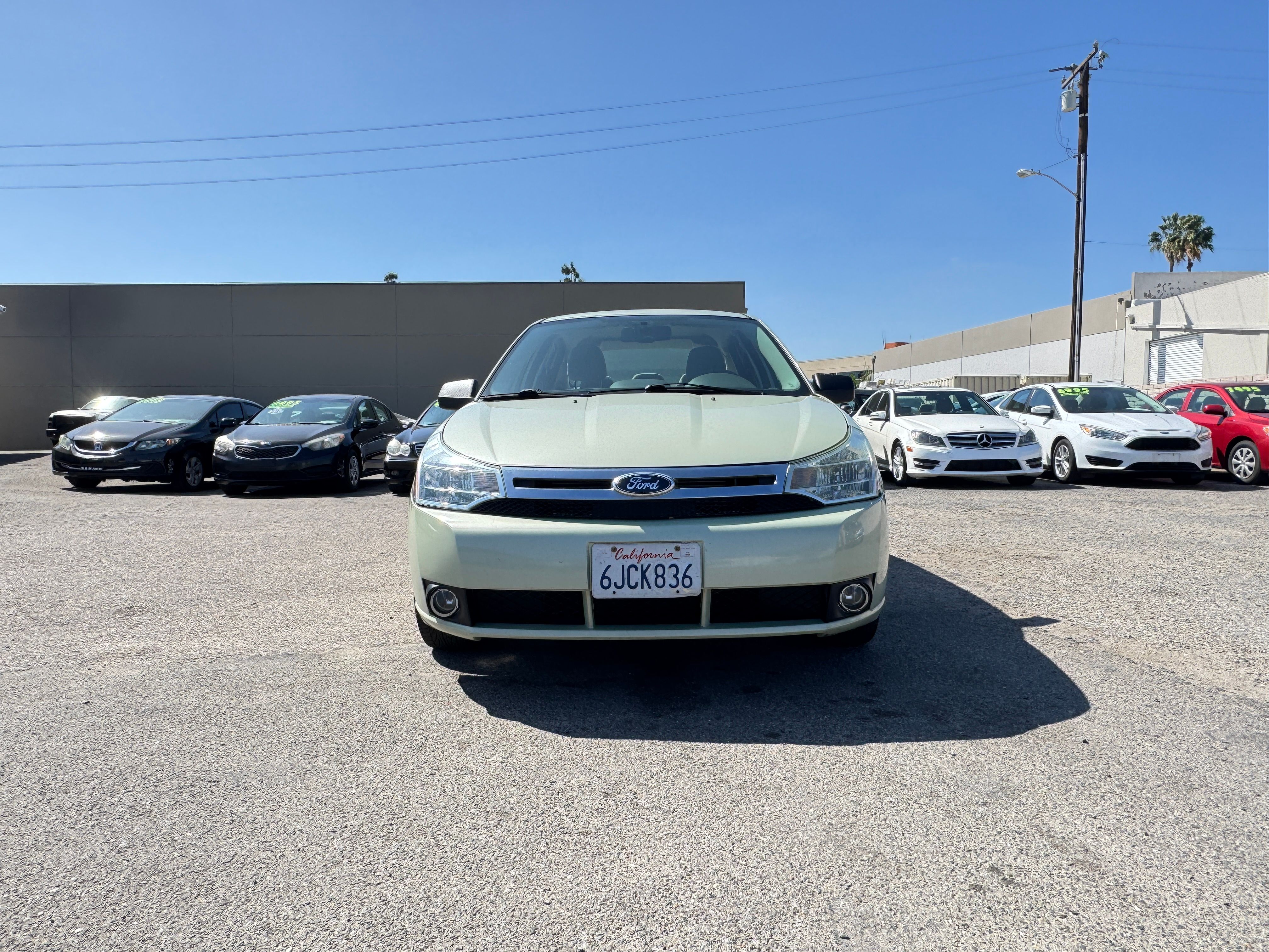 Used 2010 Ford Focus SE Sedan FWD image 13