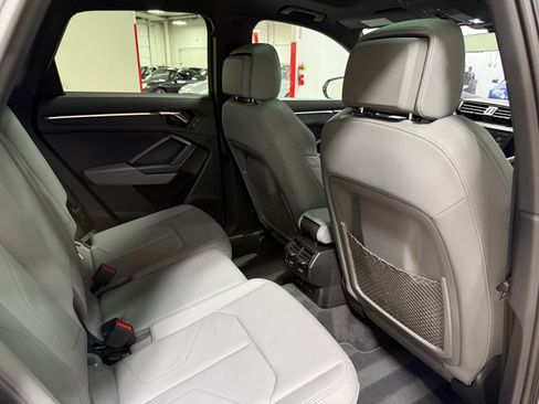 Used 2024 Audi Q3 2.0T Premium AWD/4WD image 33