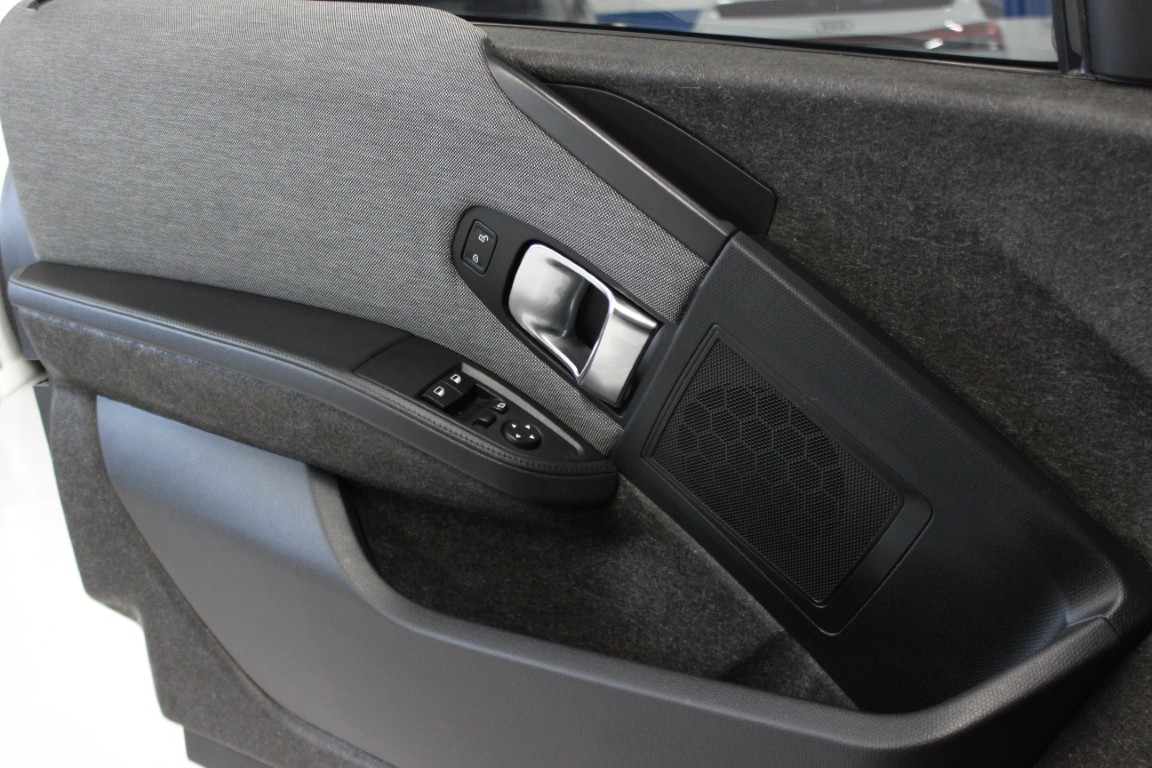 Used 2016 BMW i3 w/ Range Extender RWD image 25