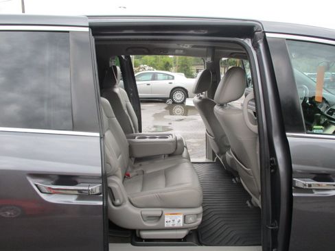 Used 2016 Honda Odyssey EX-L image 35