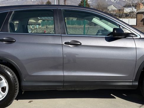 Used 2015 Honda CR-V LX image 8