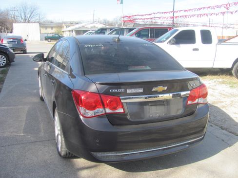 Used 2016 Chevrolet Cruze Limited LTZ image 3